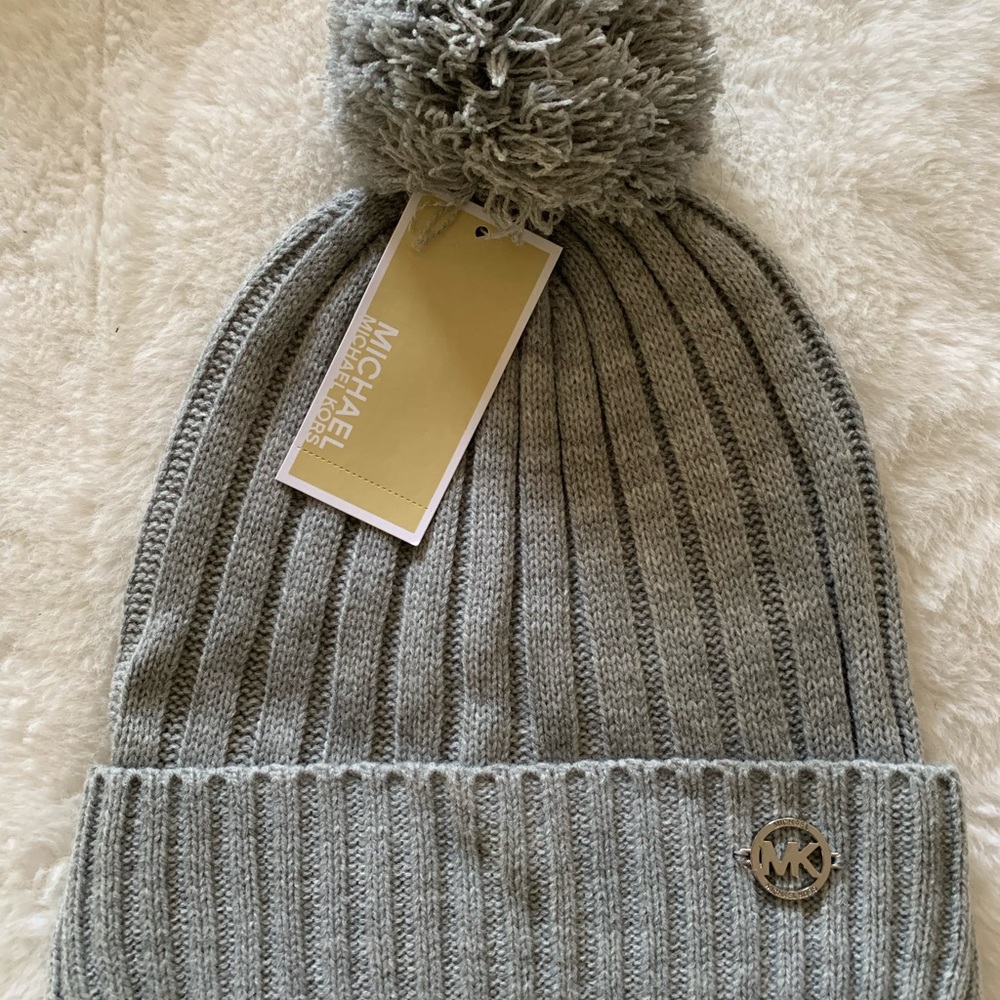 Michael Kors Beanie / Touque -BNWT
